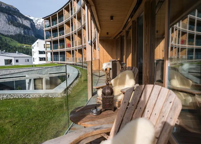 Edelweiss Mountain 04-01